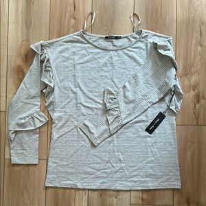 Doe & Rae Beige Striped Ruffle Blouse